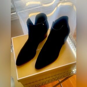 Women boots 🥾 🖤